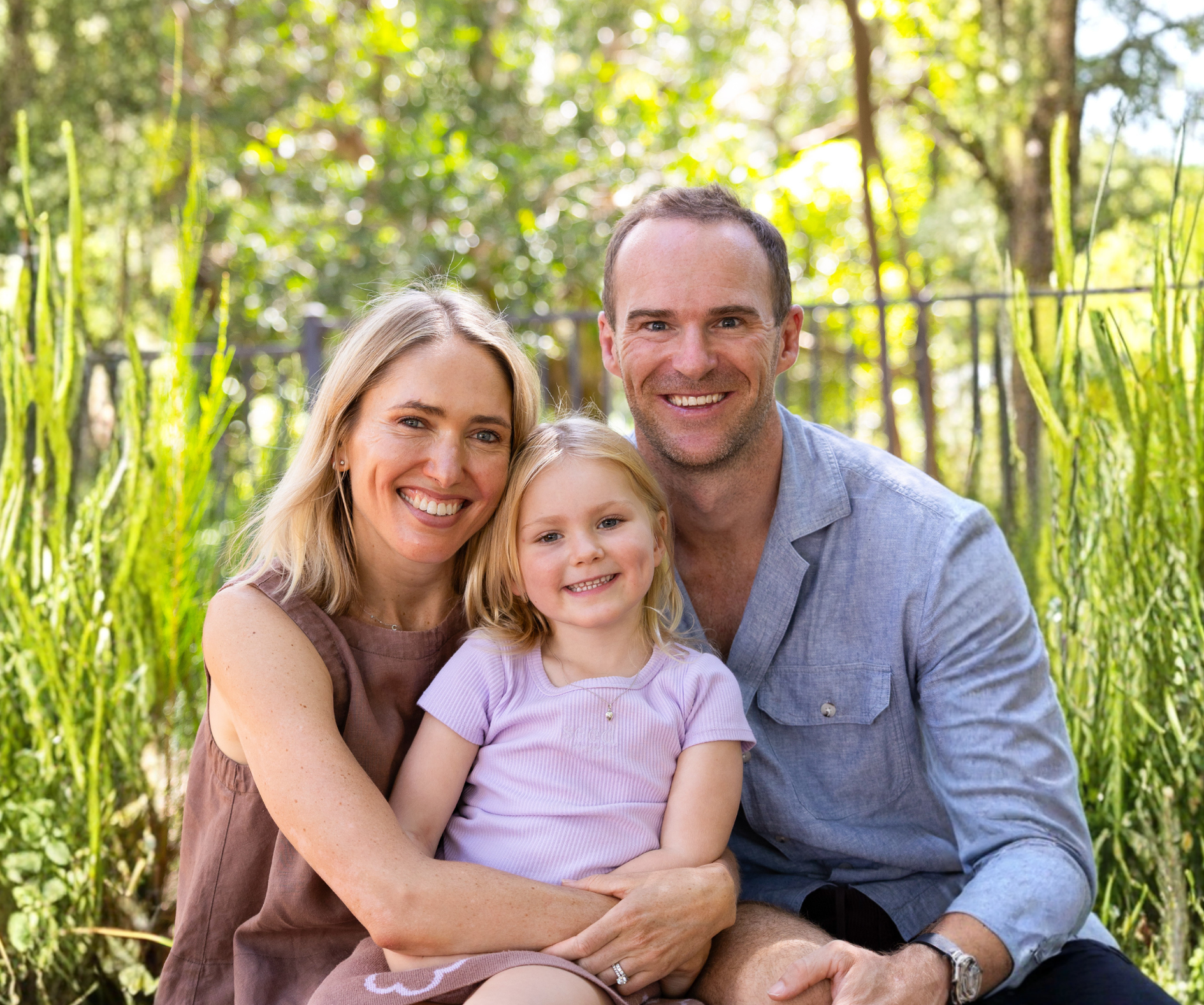 Charli, diagnosed with leukaemia aged 2, with her parents